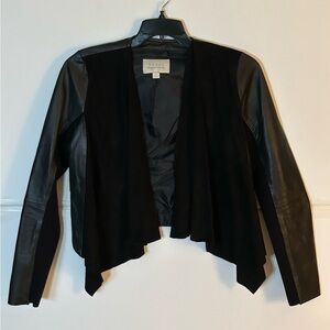 Hinge Woman’s Black Open Leather Jacket With A Draped Affect. Size M